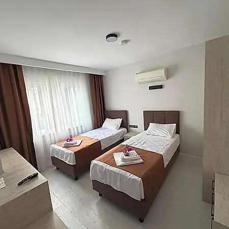 Altinay Hotel 4*