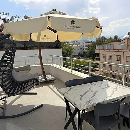 Altinay Hotel 4*