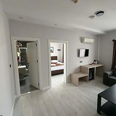 Hotel Altinay 4*