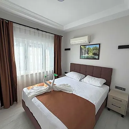 Hotel Altinay 4*